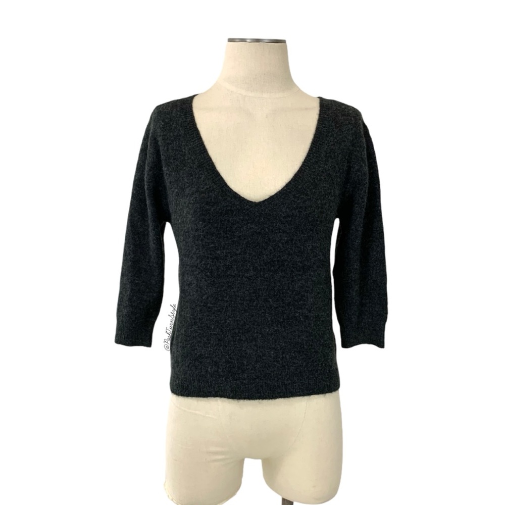 Chelsea 28- Charcoal Gray V Neck Crop Sweater L